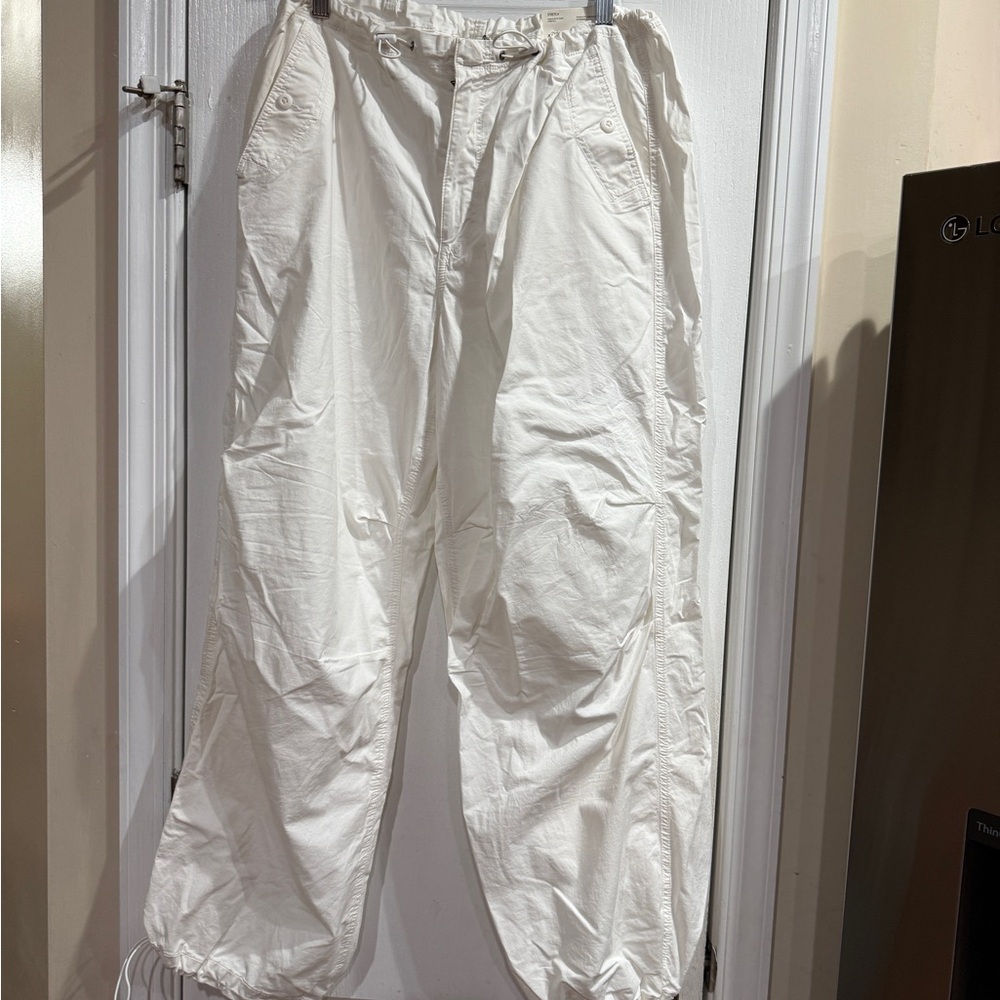 American Eagle Outfitters White Cargo Pants